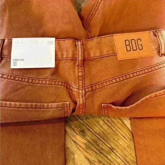 NEW BDG High Waisted Cowboy Jean - Piece Dye Color Denim ~ Rust Ombré ~ 30 - Picture 6 of 8